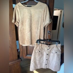 Banana Republic Suede-Shirt & Skirt set-with buttons in Camel size 8